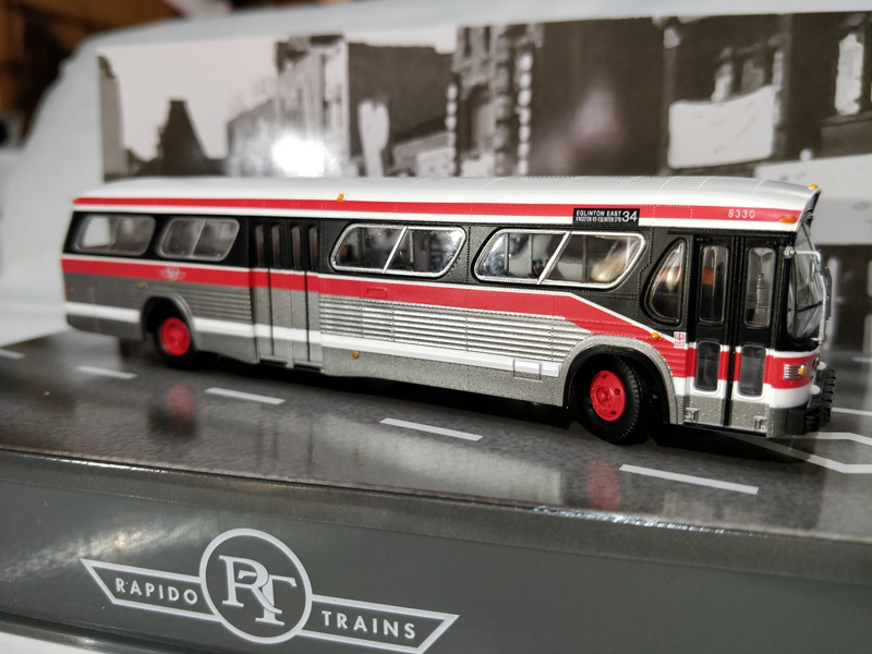 Illustration for article titled GM "Fishbowl" bus by Rapido Trains